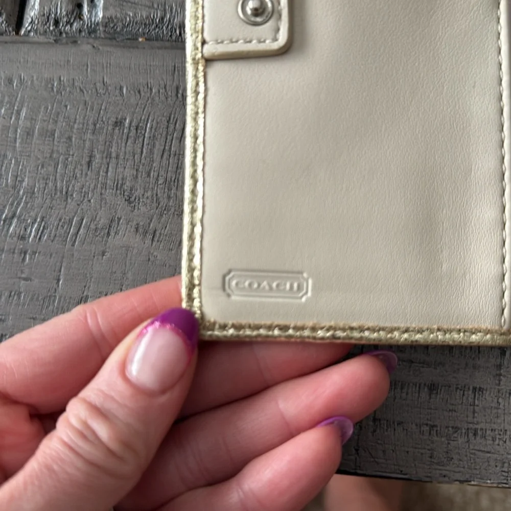 NWOT Coach Light Gold, Cream & Purple Women's Wallet - Picture 7 of 7